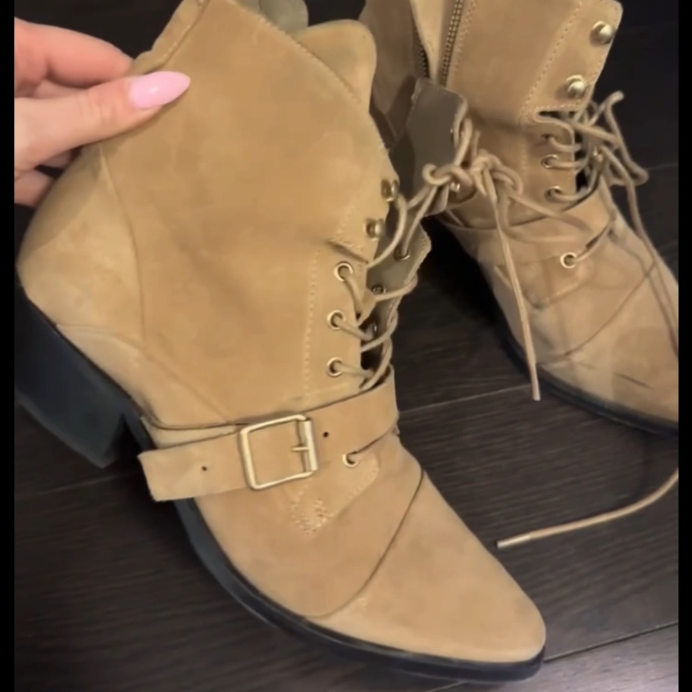 Tan suede katy boots with GHW